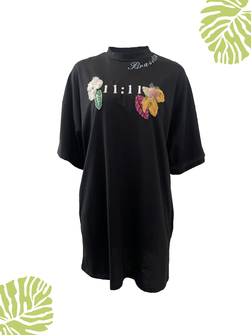 11:11 DRESS T-SHIRT